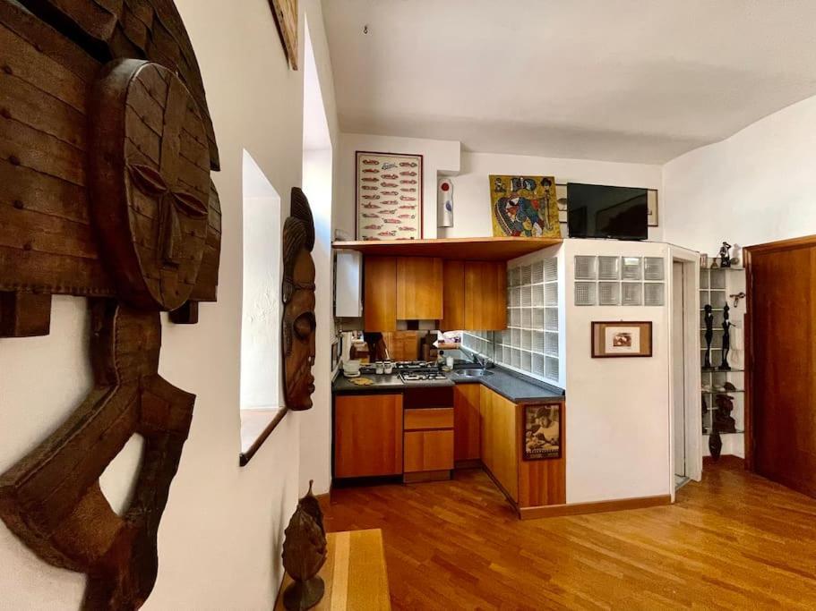 Апартаменти Our Arty Flat In Monti Рим Екстер'єр фото